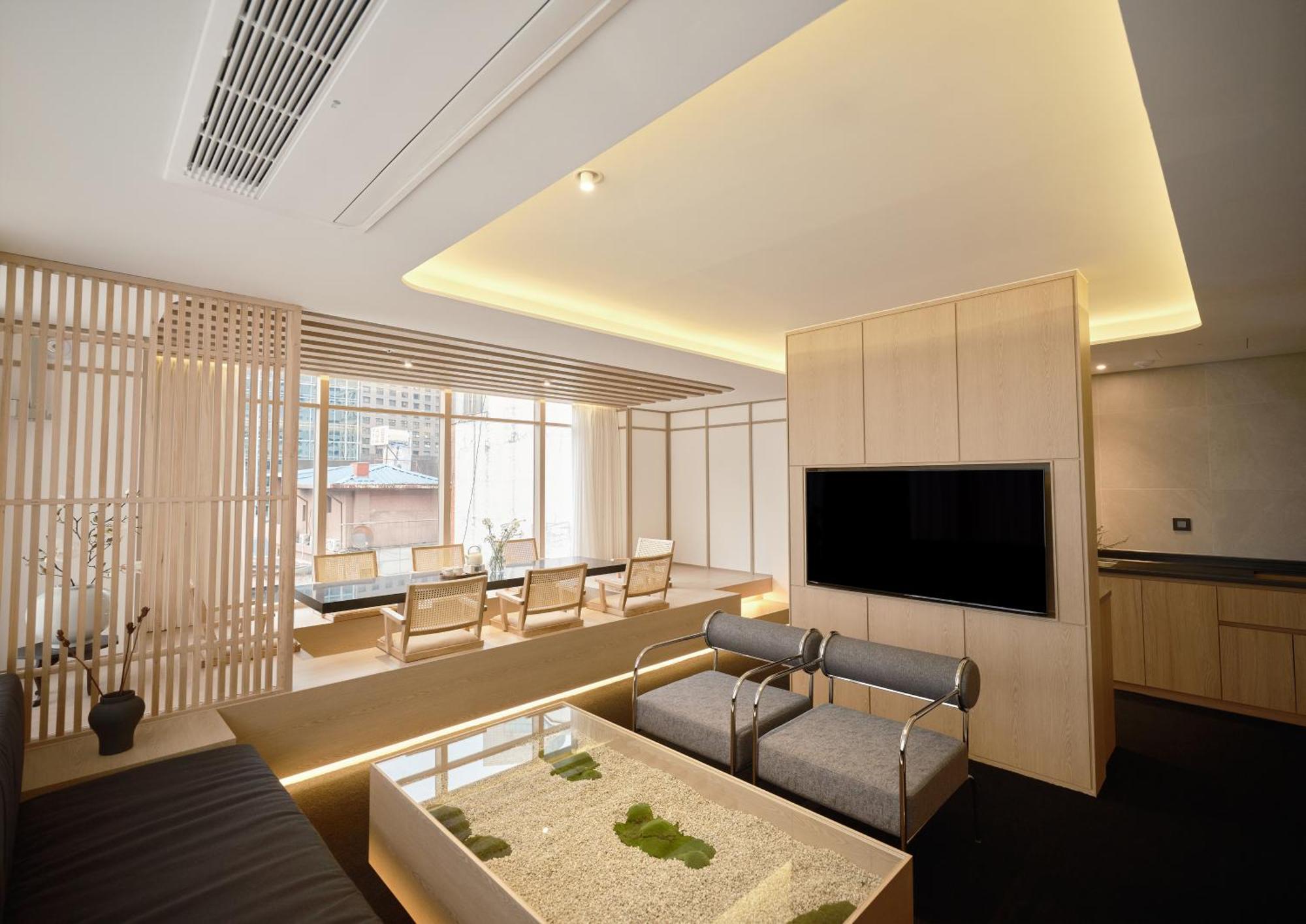 Uh Suite Seoul Deoksugung Esterno foto