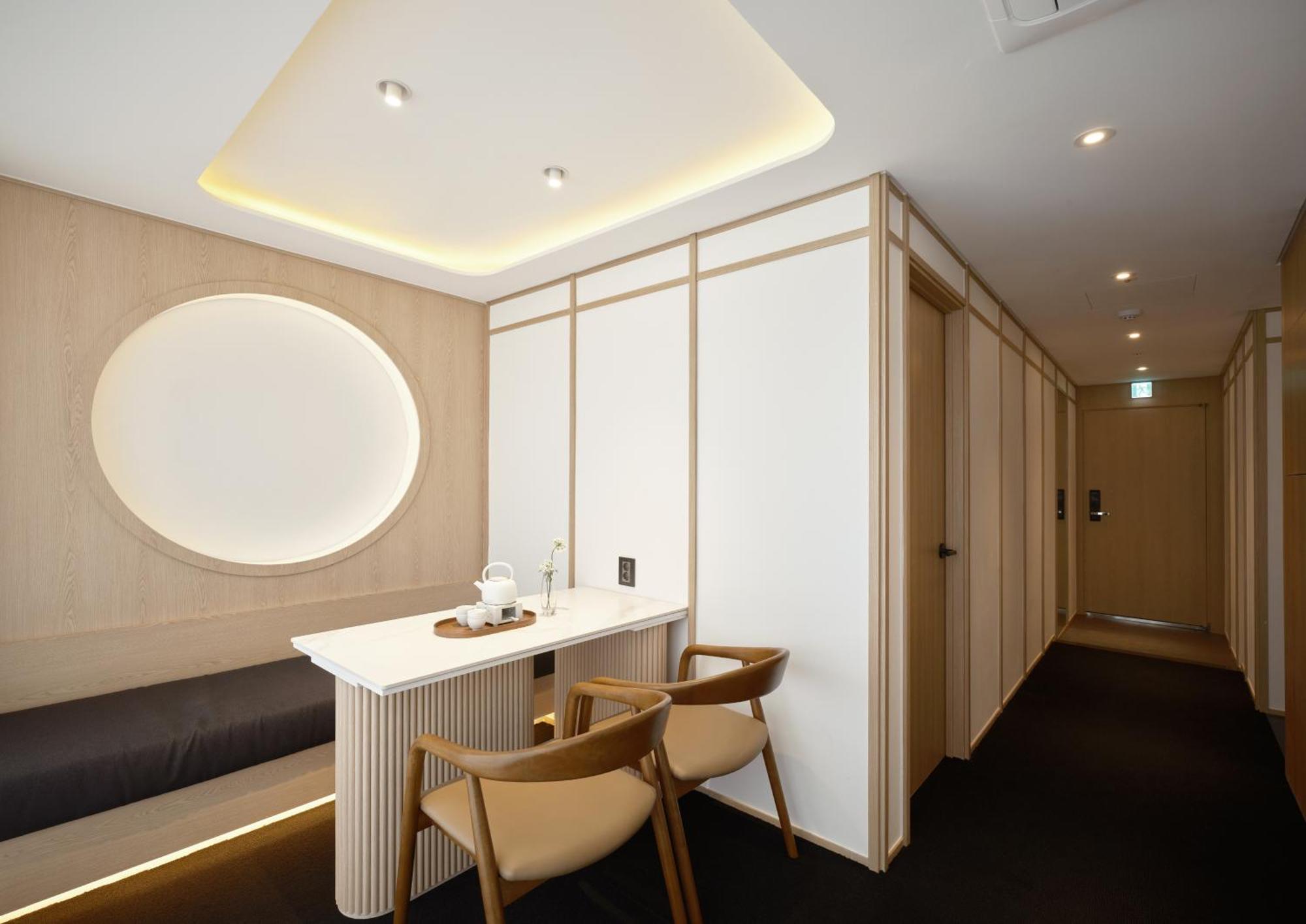 Uh Suite Seoul Deoksugung Esterno foto